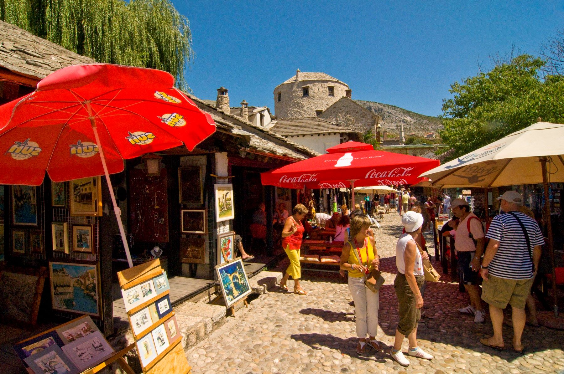 Od hotela, pekara, suvenirnica do plažnih ležaljki: inspekcije ponovo u Hercegovini Od hotela, pekara, suvenirnica do plažnih ležaljki: inspekcije ponovo u Hercegovini